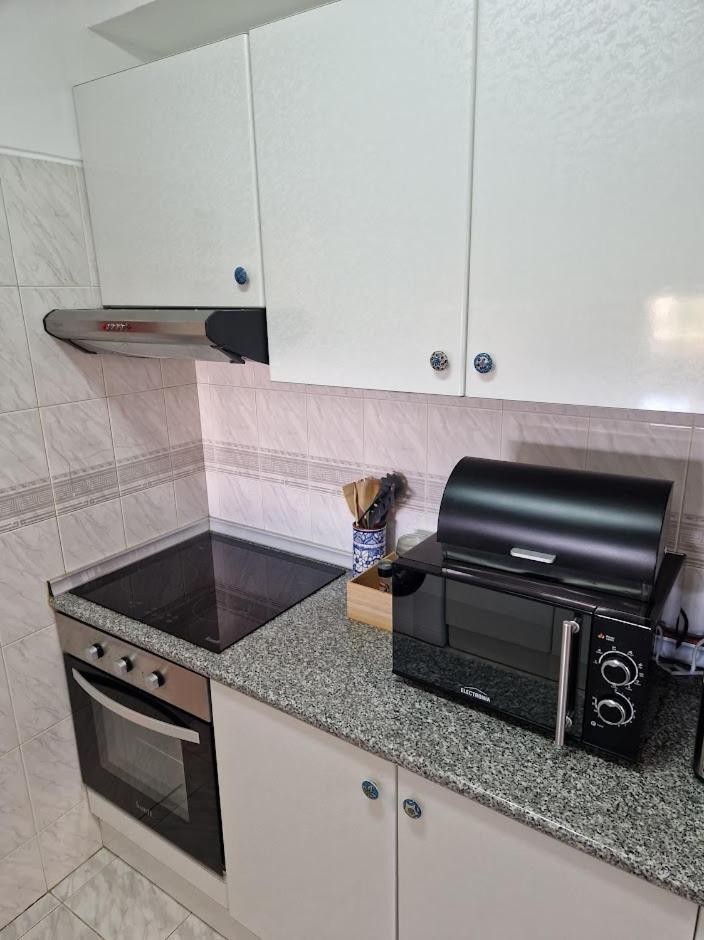 Apartamento T2 Palmeira Gale-Praia Da Gale Guia  Ngoại thất bức ảnh