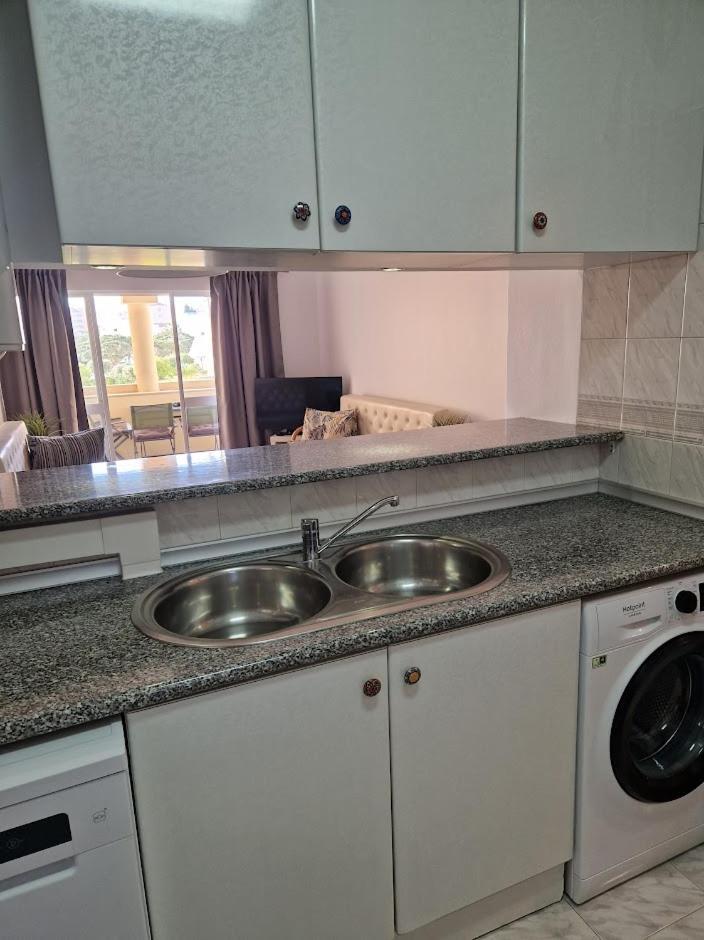 Apartamento T2 Palmeira Gale-Praia Da Gale Guia  Ngoại thất bức ảnh