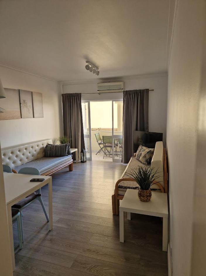 Apartamento T2 Palmeira Gale-Praia Da Gale Guia  Ngoại thất bức ảnh